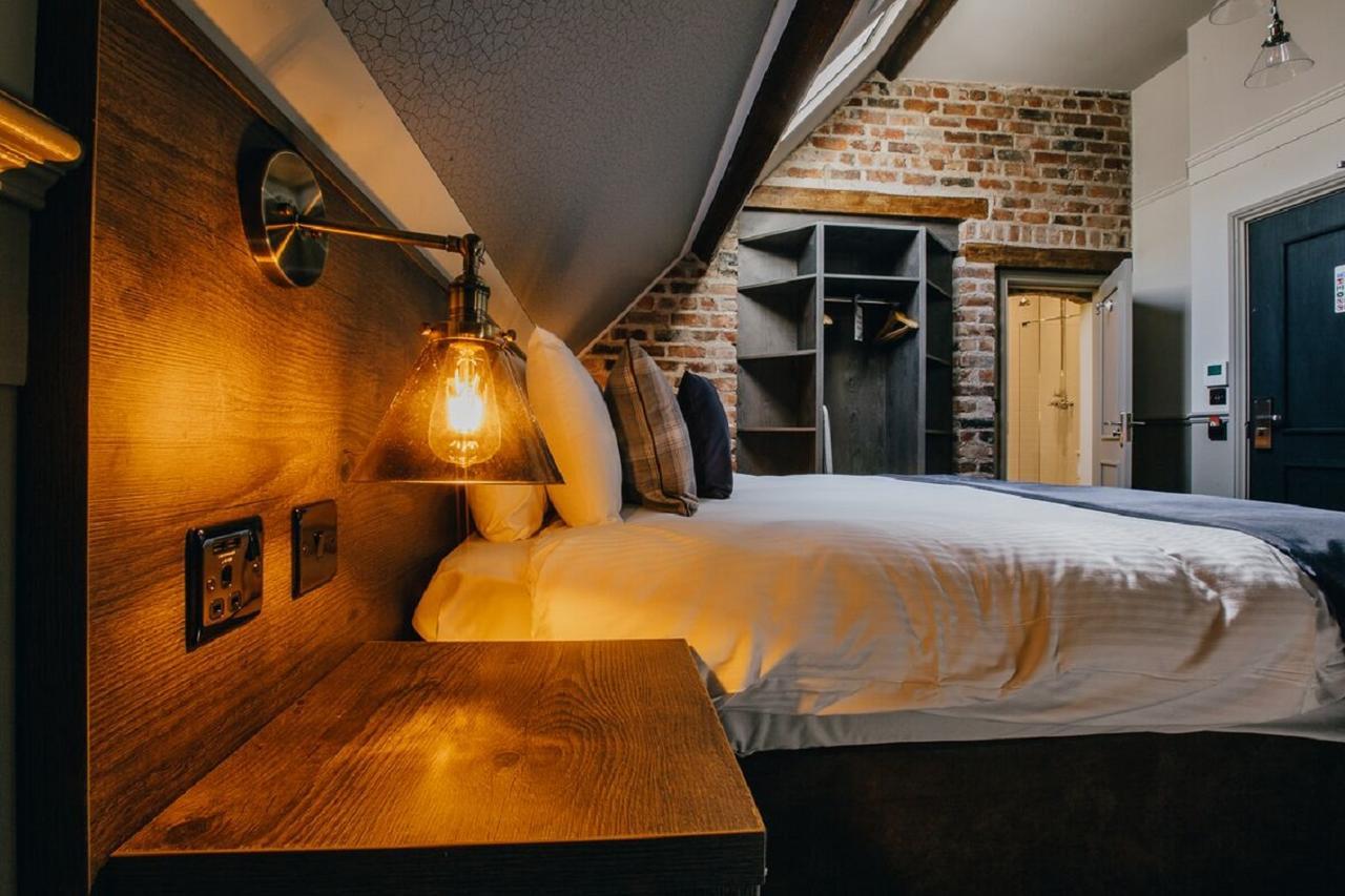 The Duke Of Edinburgh Hotel & Bar Barrow-in-Furness Exterior foto